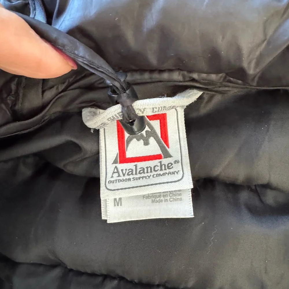 Avalanche Men’s Black Puffer Jacket Zip Up size medium Lightweight - Picture 10 of 13